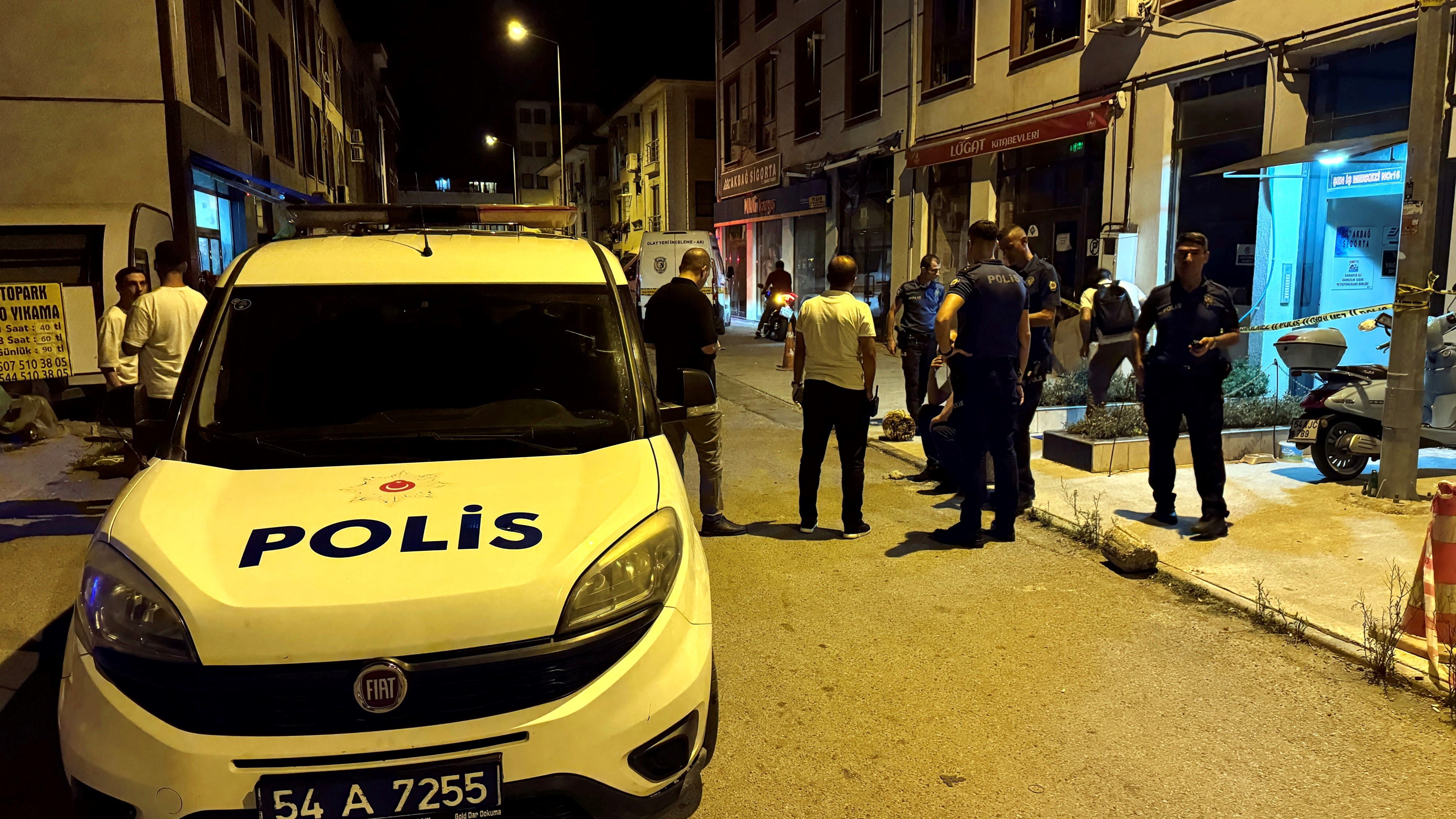 Başından vurulan kadın ağır yaralandı