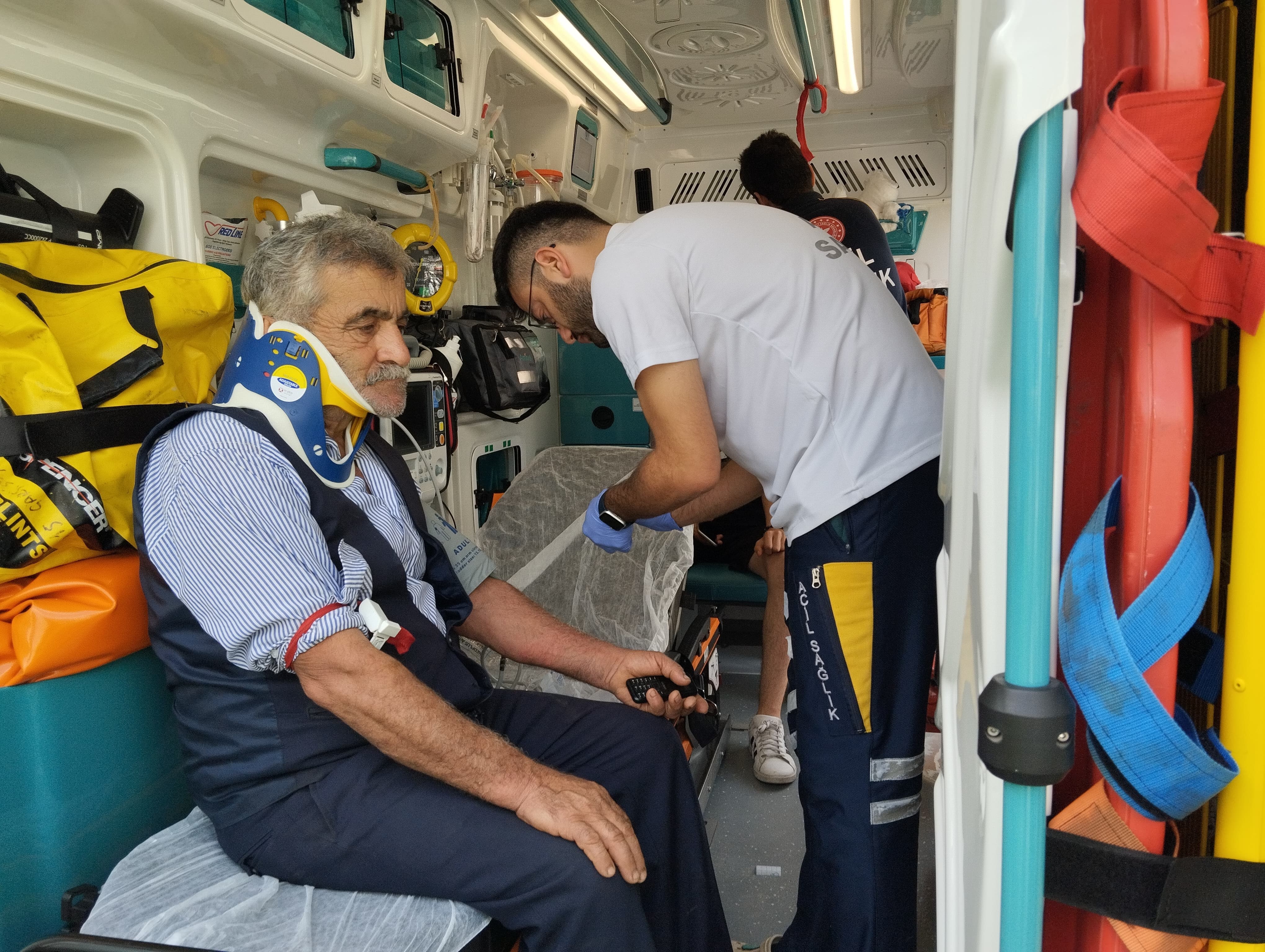 Samsun'un Çarşamba ilçesinde 3 araç birbirine girdi