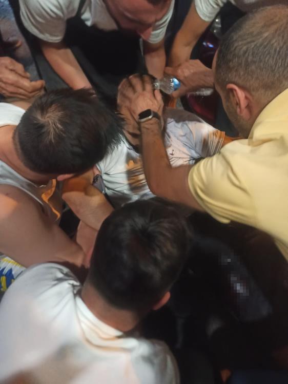 Husumetlisine kurşun yağdırdı