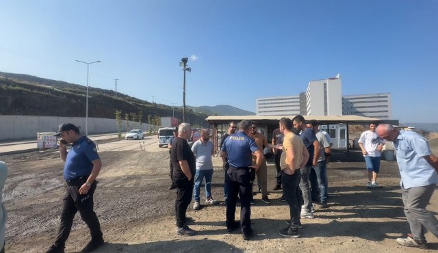Samsun Şehir Hastanesi inşaatında elektrik işçileri iş bıraktı