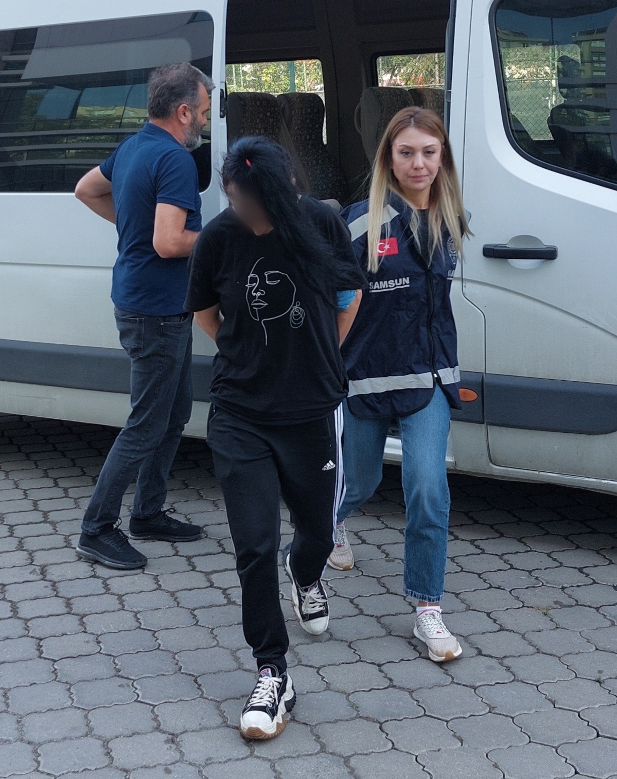 Samsun'da narkotik operasyonu! 3 kişi gözaltında