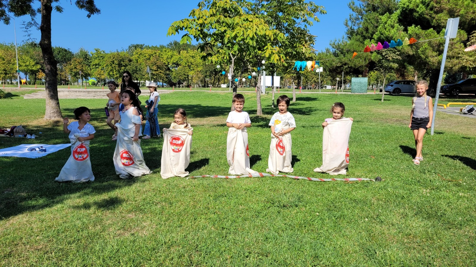 Gezici Kütüphane Samsun'da çocukları kitap ve oyunlarla buluşturuyor