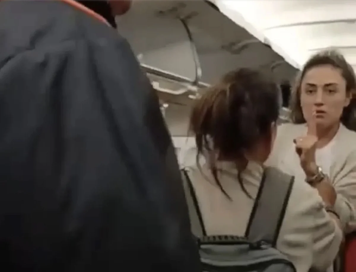 Uçakta hostese saldıran Dilan Çıtak Tatlıses'ten polise: Yerler seni koçum