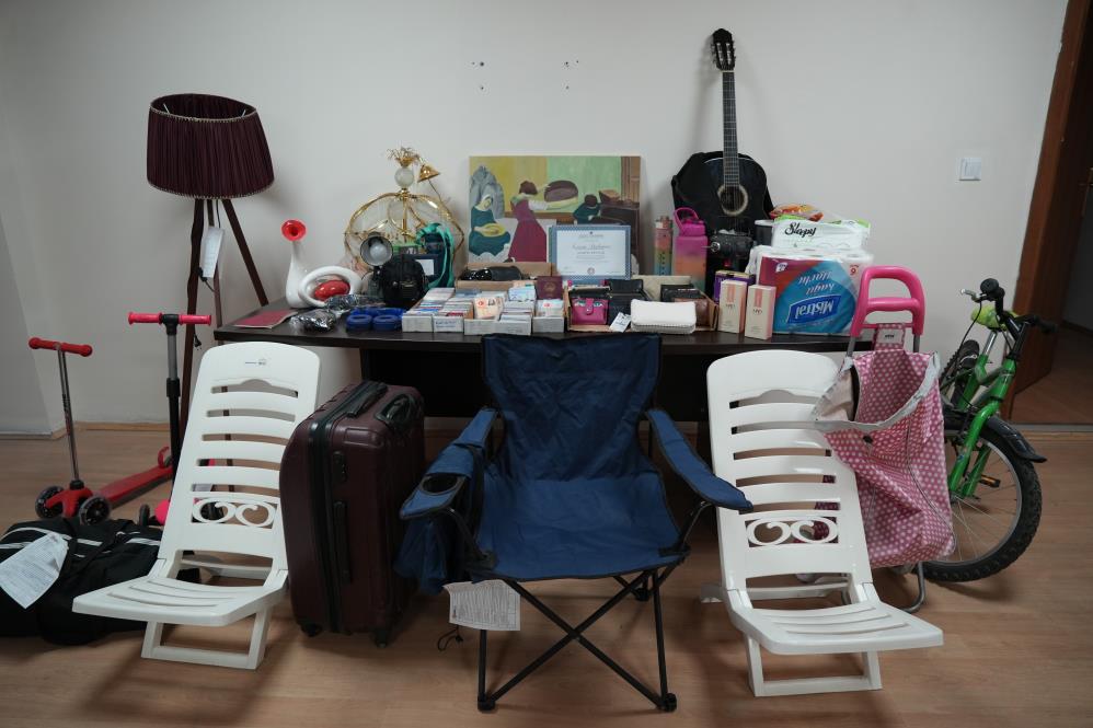 Samsun'da tramvaylarda unutulan eşyalar şaşırttı