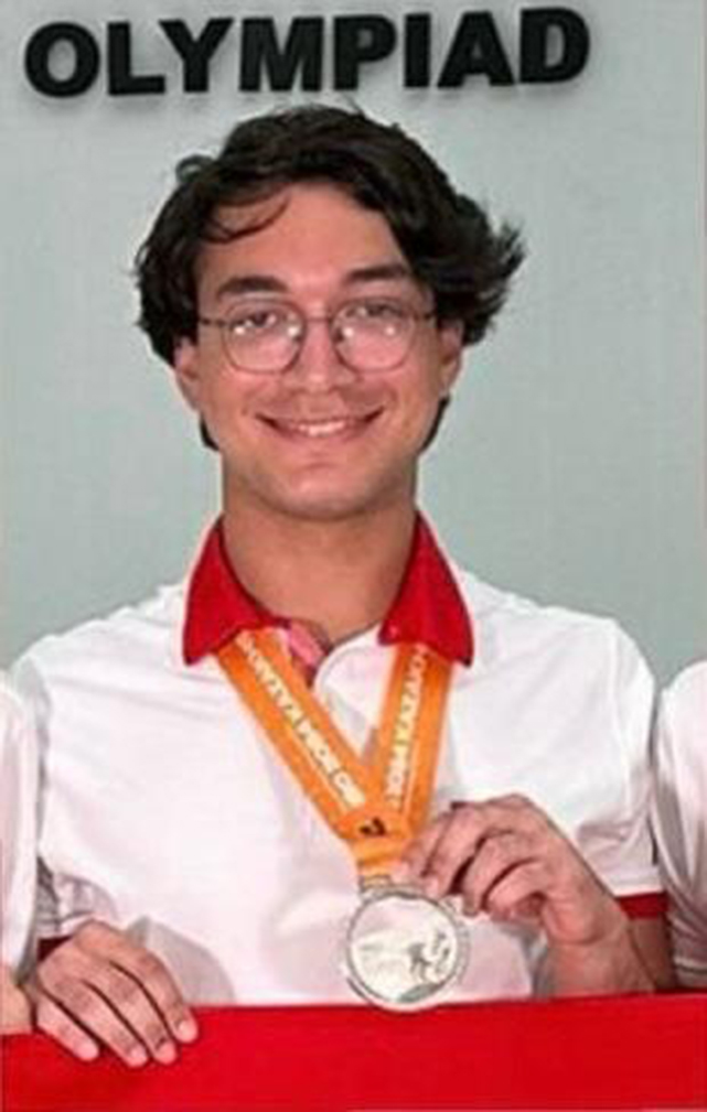 Bahçeşehir Kolejinden yine üstün başarılar