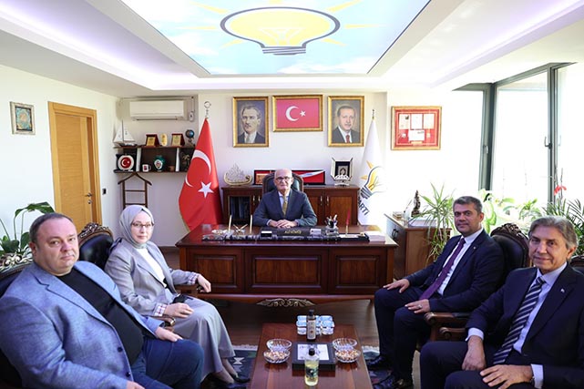 AK Parti'den tempoyu artırma mesajı