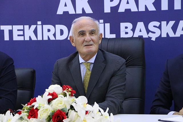 AK Parti'den tempoyu artırma mesajı