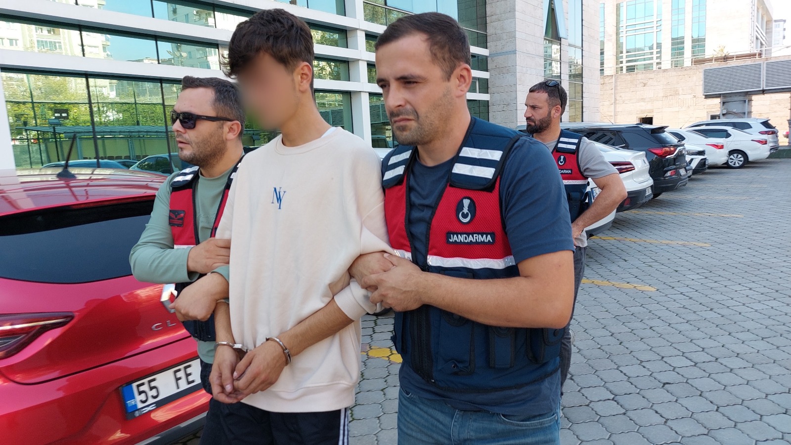 Samsun'da uyuşturucu evi!