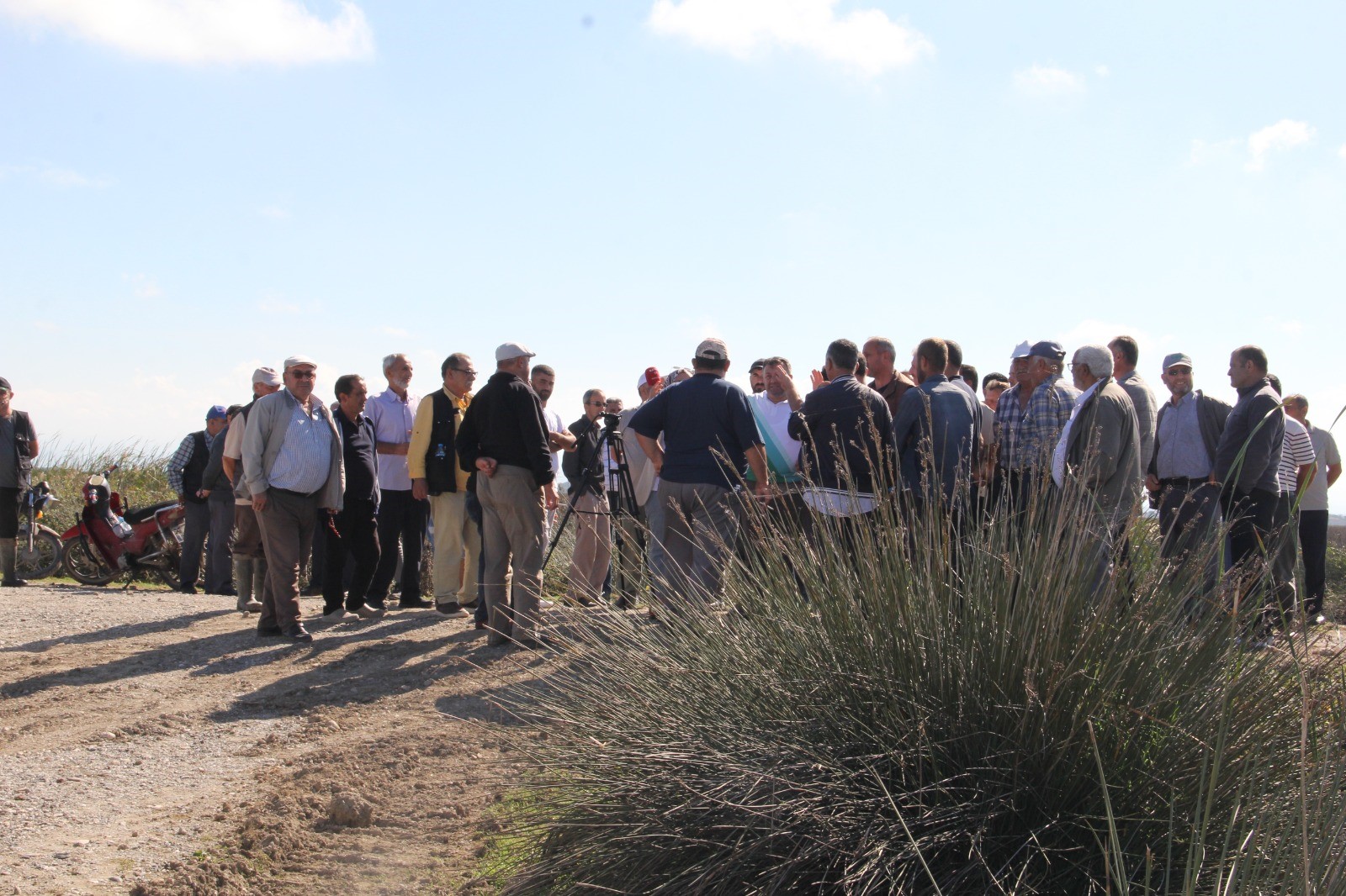 Samsun'un Bafra Ovası'nda vatandaşlardan su baskınları için eylem