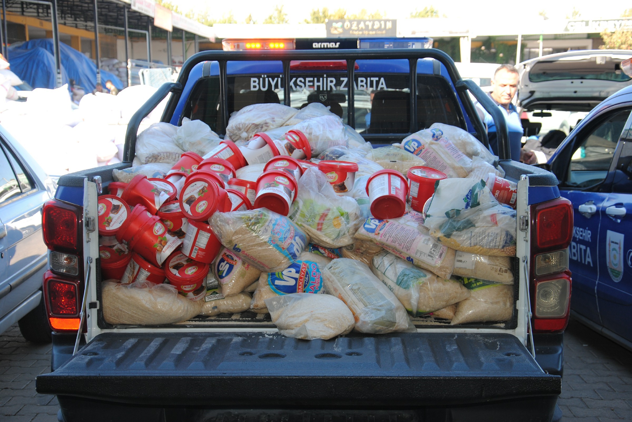 BİM markette mide bulandırıcı olay! Böceklenmiş pirinç paketlerine el konuldu