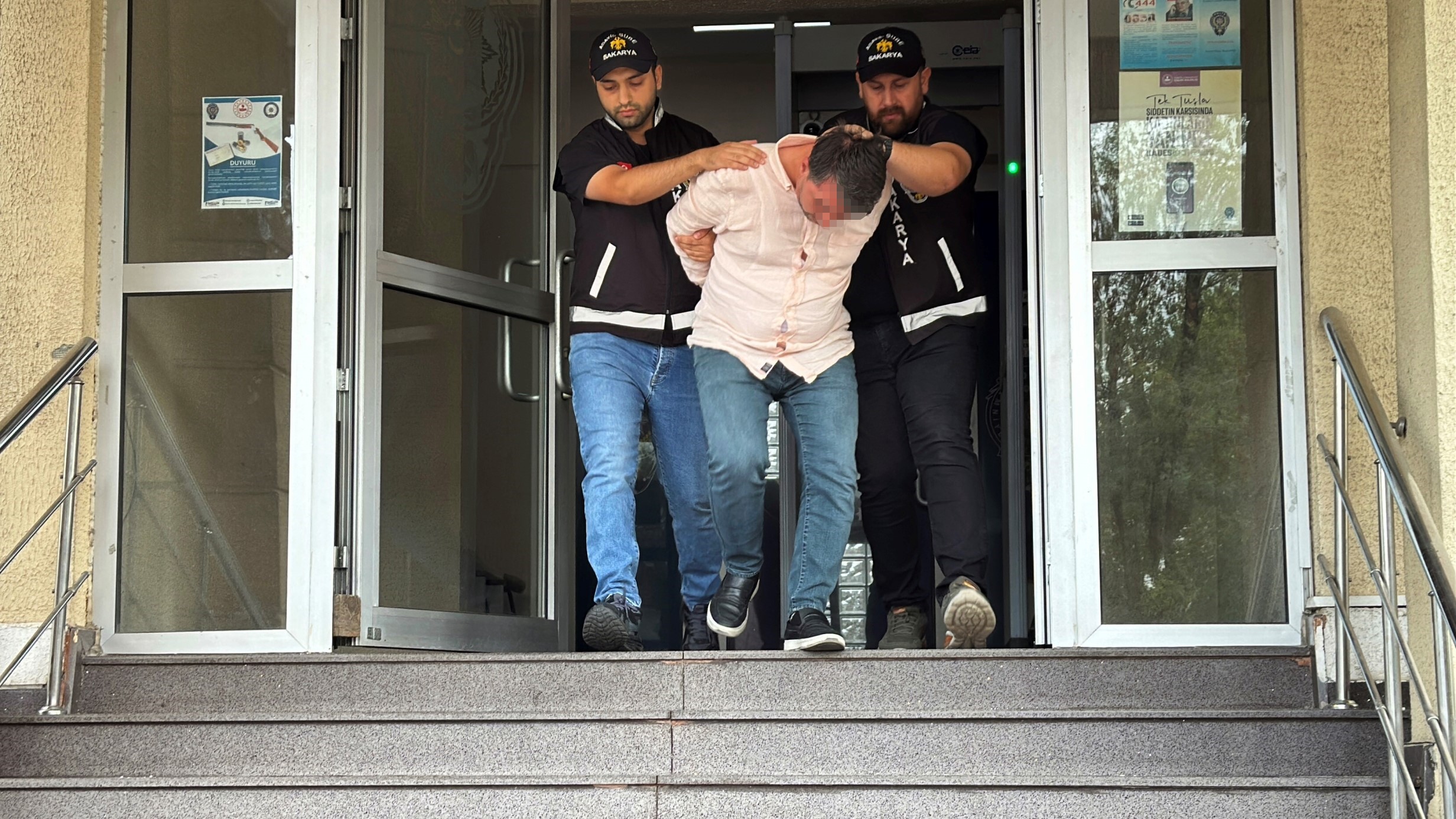 Sakaryaspor'un eski başkanı kendisini darp eden ve görüntüye alan kişiden şikayetçi oldu