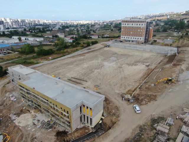 Samsun Büyükşehir Belediyesi'nden spora dev yatırım FIFA standartlarında 3 futbol sahası yolda