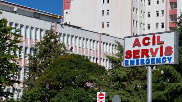 Samsun'da eşiyle tartışan doktor damatlık kıyafetini giyip 6. kattan atladı