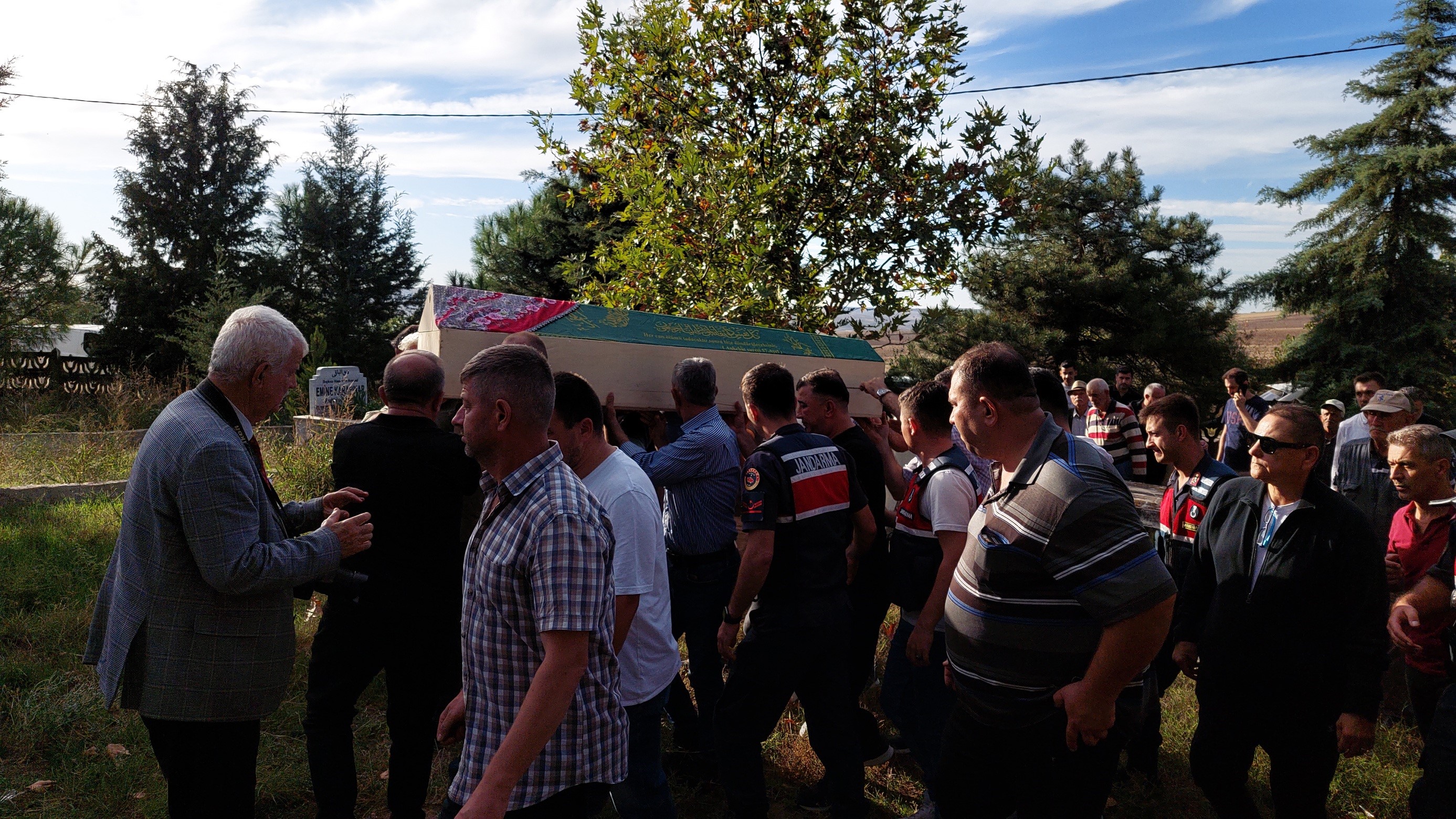 Platonik aşk kurbanı olan Fatma toprağa verildi