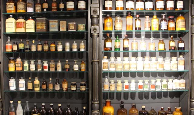 Karadeniz’in Müze Eczane’si Samsun’da