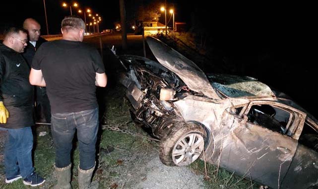 Samsun'da köpeğe çarpan araç dere yatağına yuvarlandı