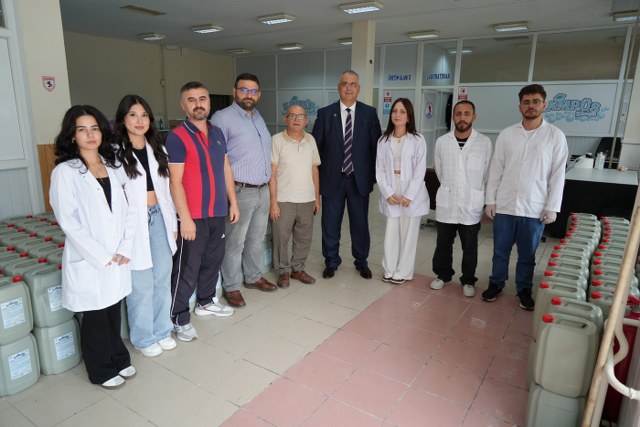 Samsun OMÜ Fen Fakültesi  29 çeşit temizlik ürünü üretiyor