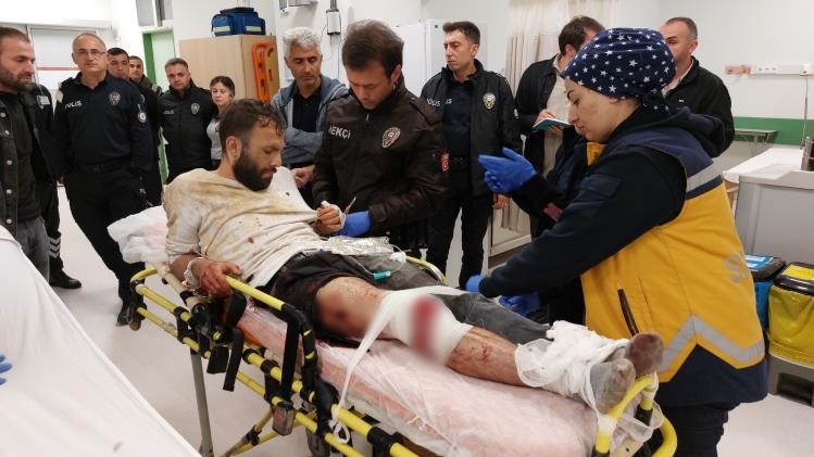 Samsun'da komiseri bıçaklayan uyuşturucu müptezeli bacağından vuruldu