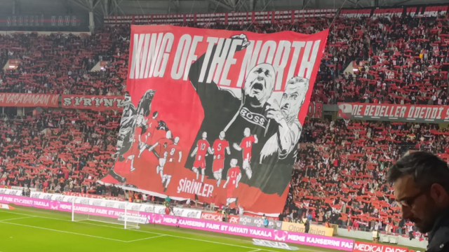 Samsunspor taraftarından Fenerbahçe maçında muhteşem koreografi