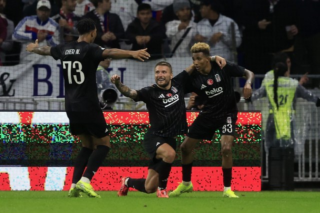 Beşiktaş, Lyon'u deplasmanda yenerek 3 puanı kaptı
