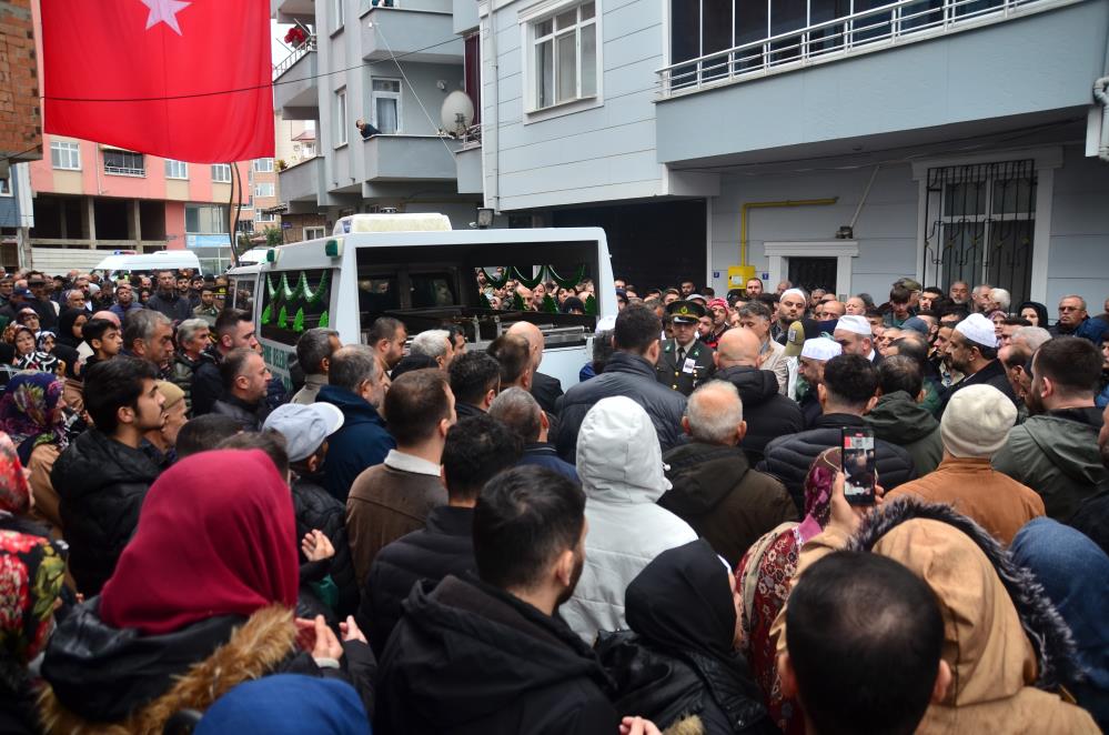 Samsunlu Şehit Kander Babür'e son görev! Dualarla toprağa verildi