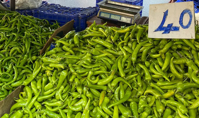 Samsun'da pazar fiyatları cep yakıyor! Domates 70 liradan tezgahta yerini aldı