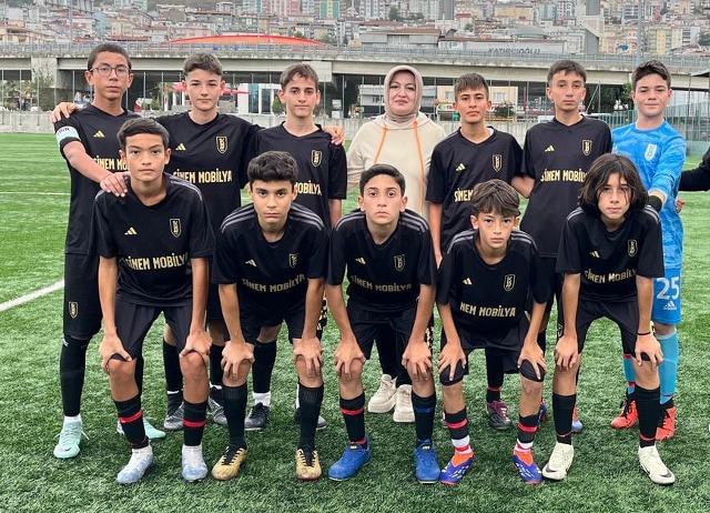 Belediye Evleri Karşıyakaspor sporcu sağlığı ve gelişimine önem veriyor