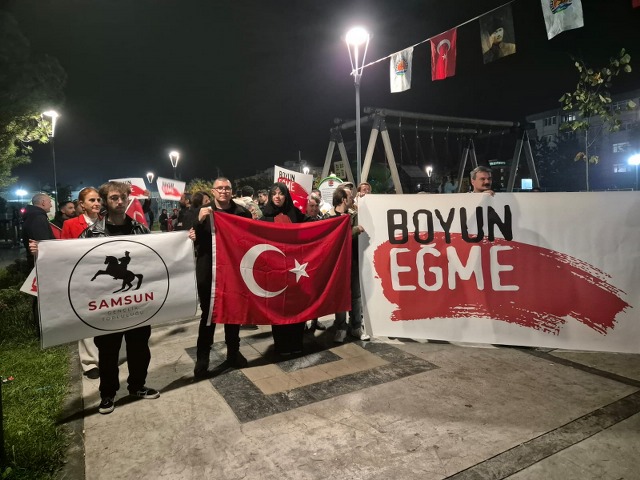 Samsun Gençlik Topluluğu ve Cumhuriyet Semt Evi: 'Cumhuriyet'e ve bağımsızlığa sahip çıkmayı sürdüreceğiz'