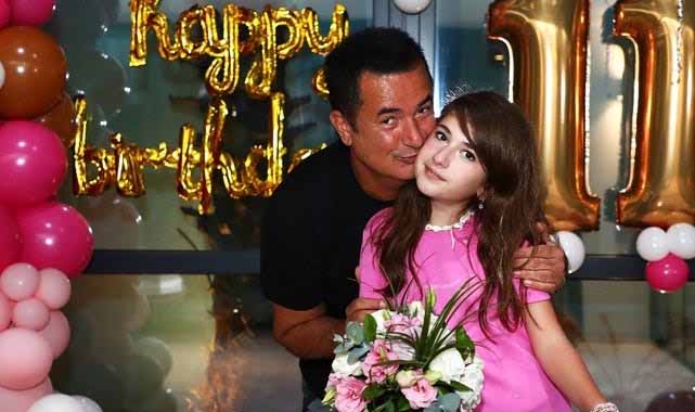 Acun Ilıcalı'nın kızı Melisa annesinin estetiksiz haline benzetildi