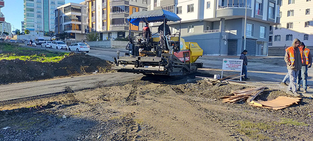 Gazete Gerçek'in haberi ses getirdi! Okul yolu 1 günde asfaltlandı