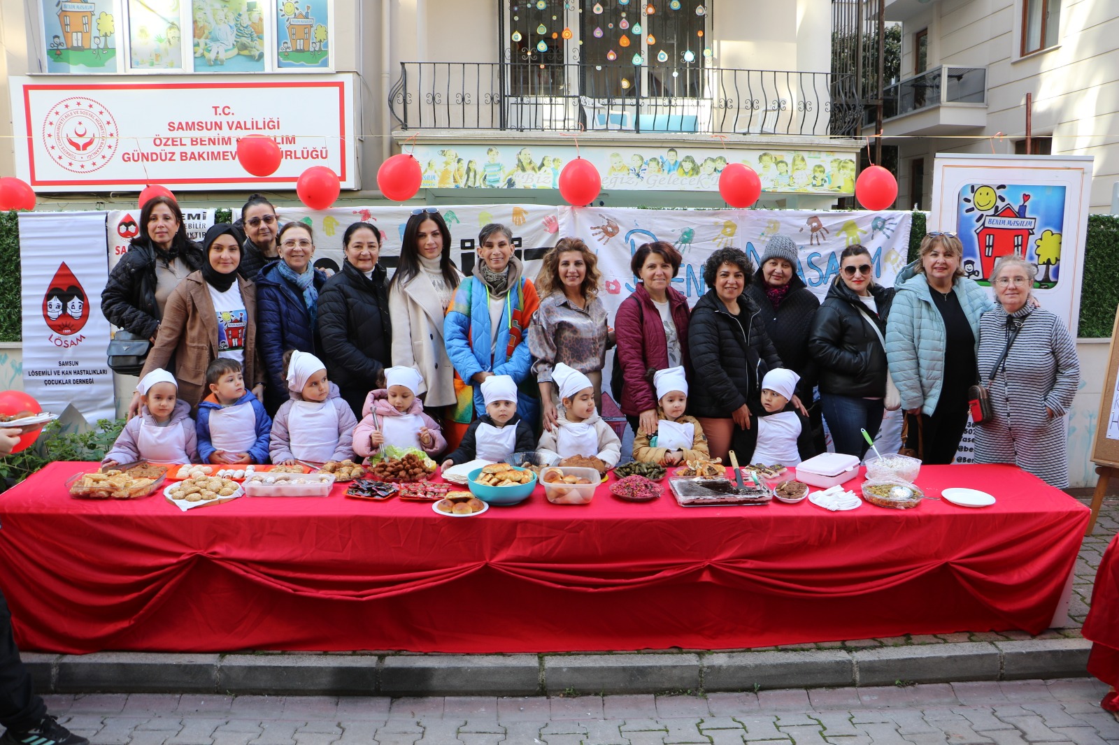 Samsun’da lösemi hastalığından kızını kaybeden anne kermes açtı