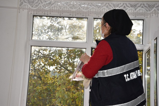Atakum Belediyesi'nden yaşlı ve dezavantajlı vatandaşlara yardım eli