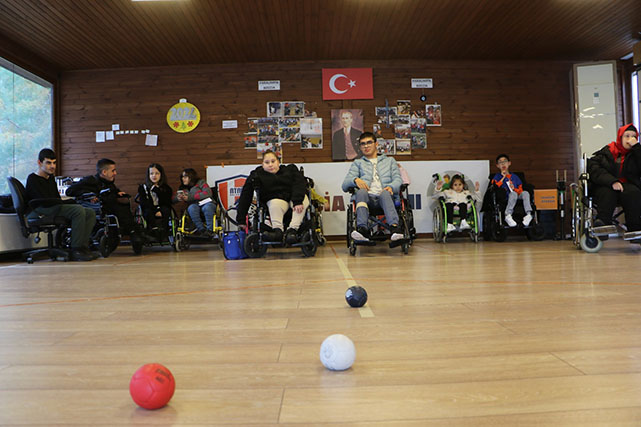 SP hastası Şaban’ın hedefi Boccia sporunda Türkiye şampiyonluğu