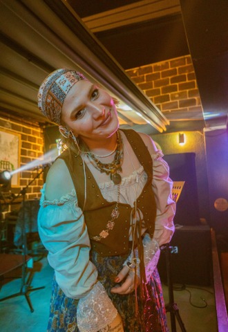 Melis Çelikler'den duygusal veda konseri