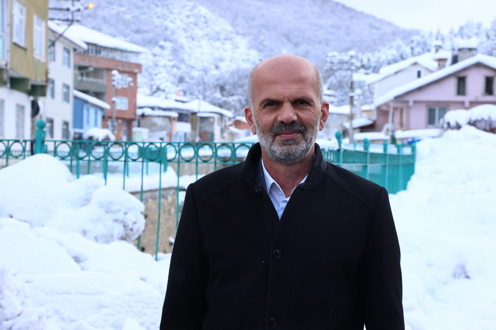 Akdağ Kayak Merkezi'nde kış sporları sezonu erken başladı