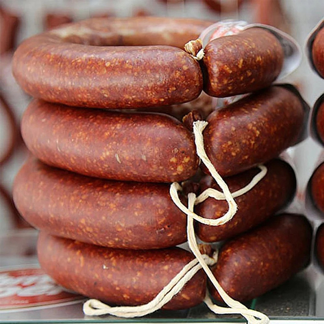 3 kilo sucuk 1.200 lira olur mu?