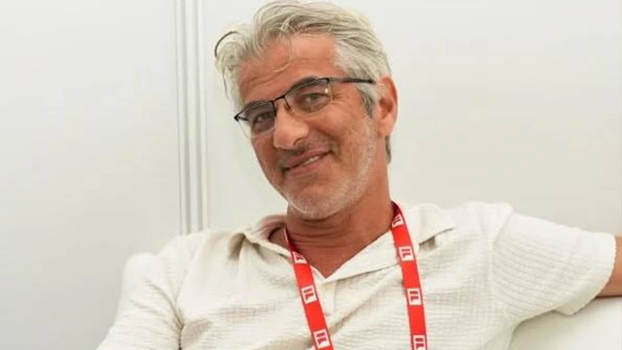 Ünlülerin gözde ismi, Hande Yener sahnesinde hayatını kaybetti