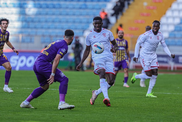 Samsunspor Eyüpspor'a farklı yenildi