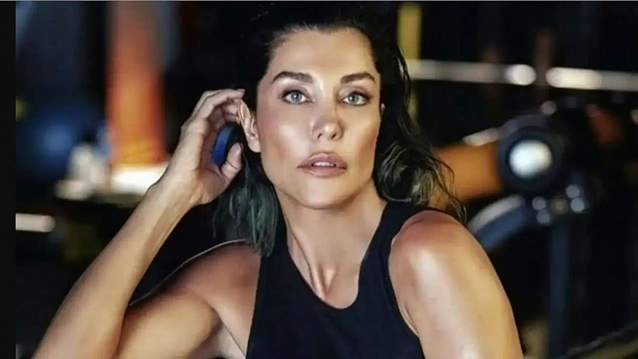 Eski manken Deniz Akkaya’ya şok gözaltı!