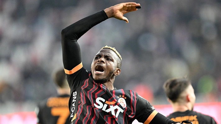 Victor Osimhen için flaş transfer iddiası! Gideceği yer belli oldu