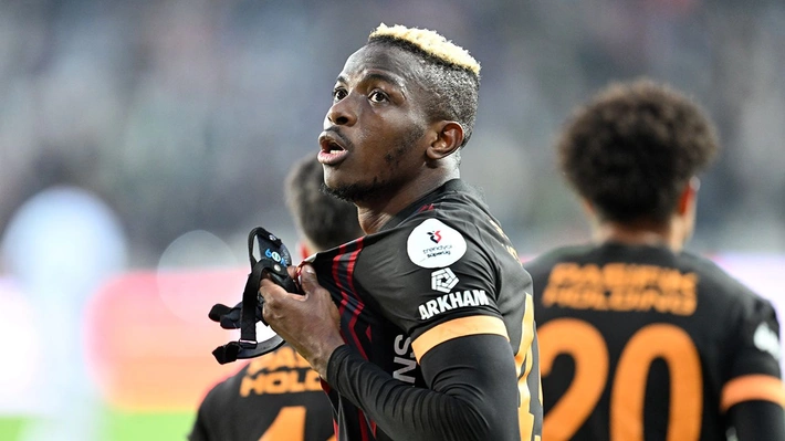 Victor Osimhen için flaş transfer iddiası! Gideceği yer belli oldu