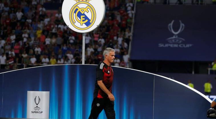 Mourinho'dan Real Madrid açıklaması: "Dünyanın en iyi teknik direktörüne sahipler"