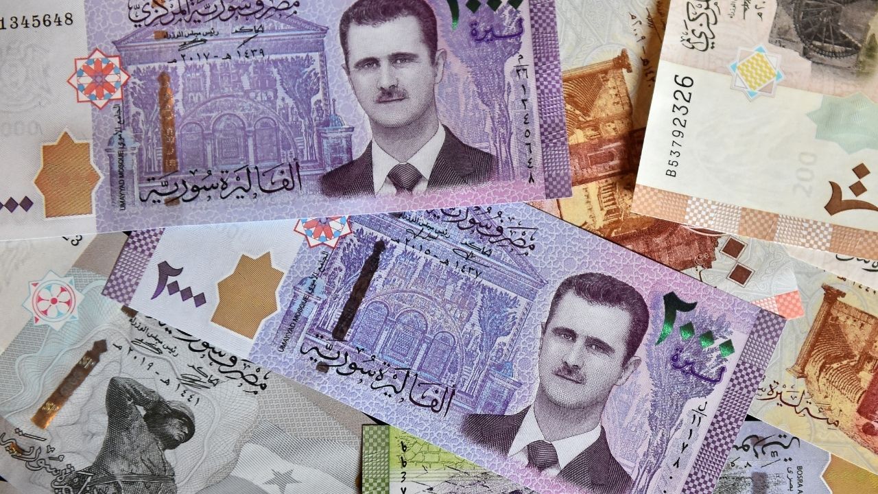 Suriye lirası kağıt parçasına döndü: Türk lirası yükselişte