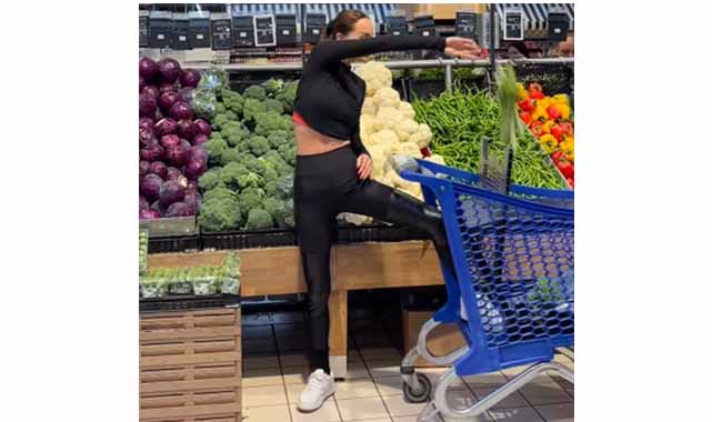 Ebru Şallı, "Süper markette pilates yaptı