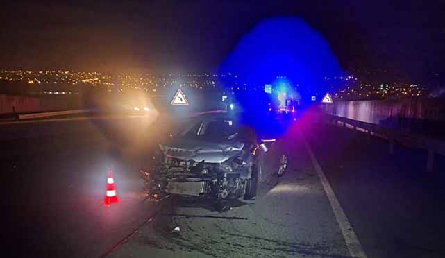 Bafra’da alkollü şoför kaza yaptı