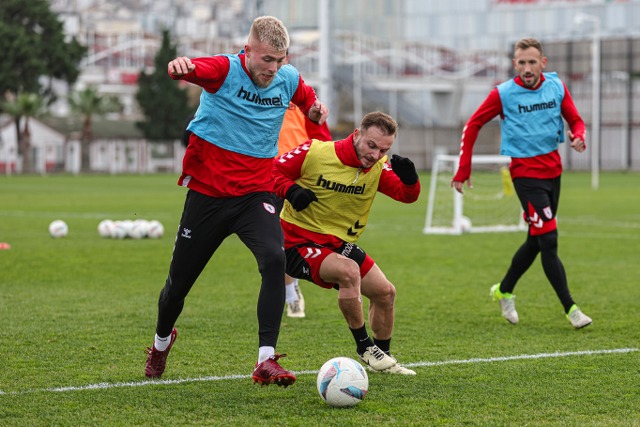 Samsunspor Sivasspor hazırlıklarına başladı