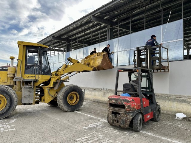 Samsun Ladik'te pazaryeri artık daha sıcak ve güvenli