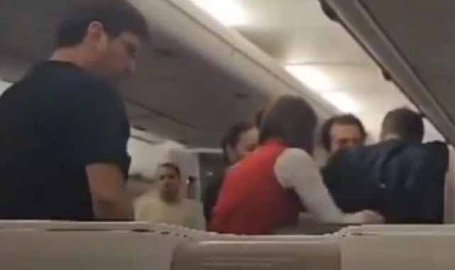 Petlas,  Abdülkadir Özcan'ı görevden aldığını duyurdu