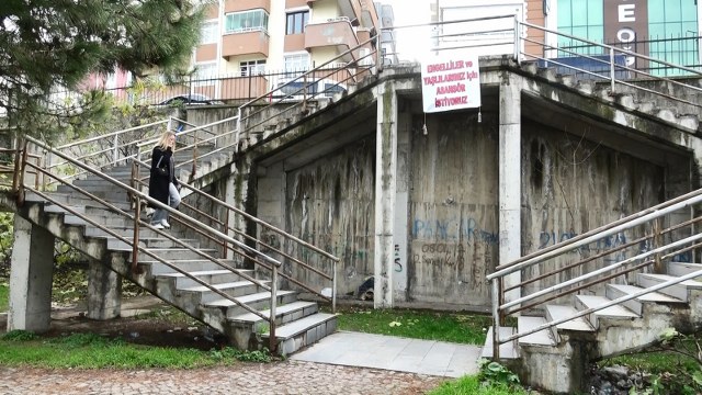 Samsun Atakum'da engelliler sokak merdivenlerine asansör istiyor