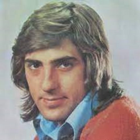 "Çilli Bom" şarkısının bestekarı Kenan Küçüközcan, kimsesizler mezarlığına gömüldü